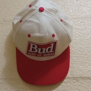 Vintage bud Weiser  hat great condition nice piece